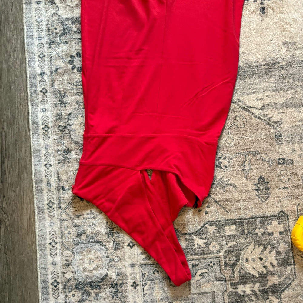 Revolve NBD Red jumpsuit Scorpio Season Sleeveless Cut Out size L - Picture 7 of 8